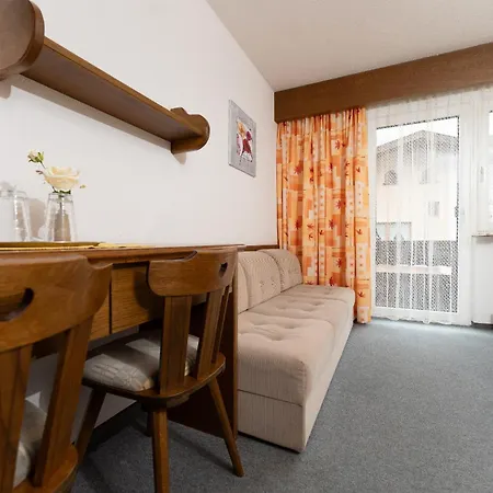 Haus Alpengruss Pensionat Sölden